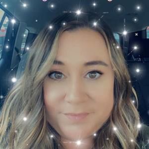 Meet your Posher, Traci